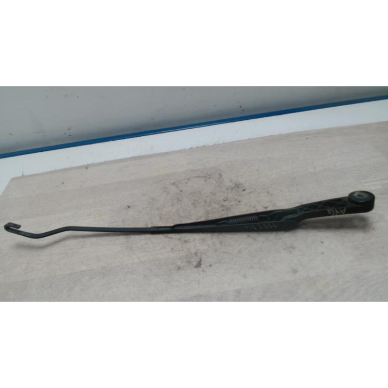 Bras essuie glace avant gauche LAND ROVER FREELANDER 1 PHASE 1 d’occasion