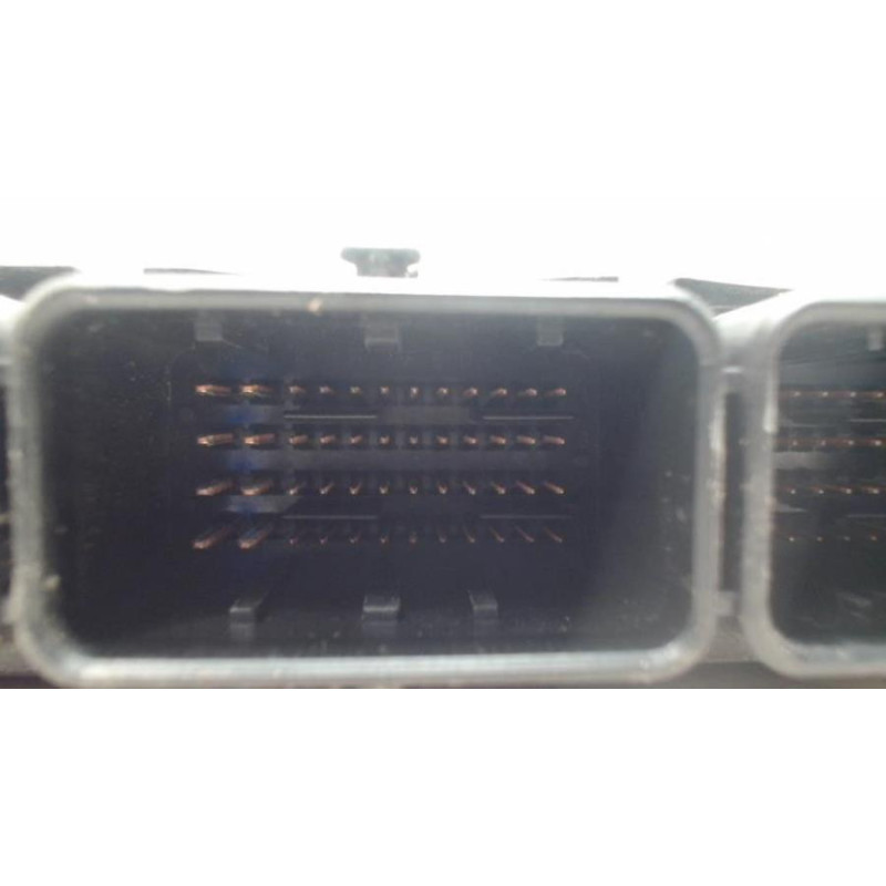 Calculateur moteur RENAULT SCENIC 2 PHASE 2 d’occasion