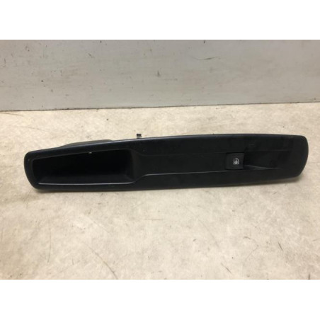 Interrupteur de leve vitre avant droit RENAULT SCENIC 3 PHASE 1 d’occasion