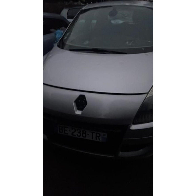 Interrupteur de leve vitre avant droit RENAULT SCENIC 3 PHASE 1 d’occasion