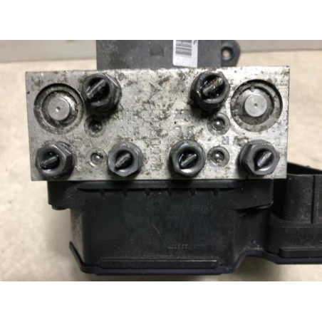 Bloc ABS (freins anti-blocage) VOLKSWAGEN PASSAT 6 BREAK d’occasion