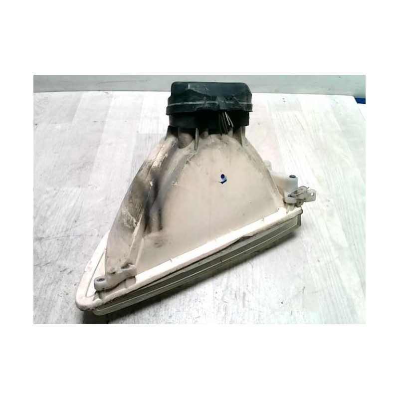 Optique avant principal droit (feux)(phare) PEUGEOT 106 PHASE 1 d’occasion