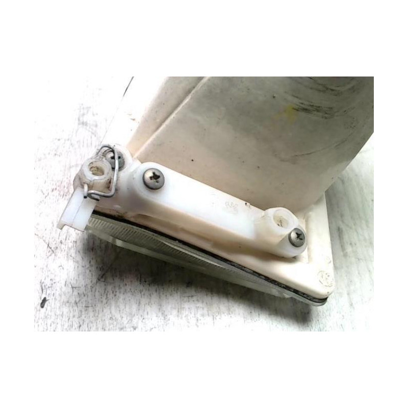 Optique avant principal droit (feux)(phare) PEUGEOT 106 PHASE 1 d’occasion