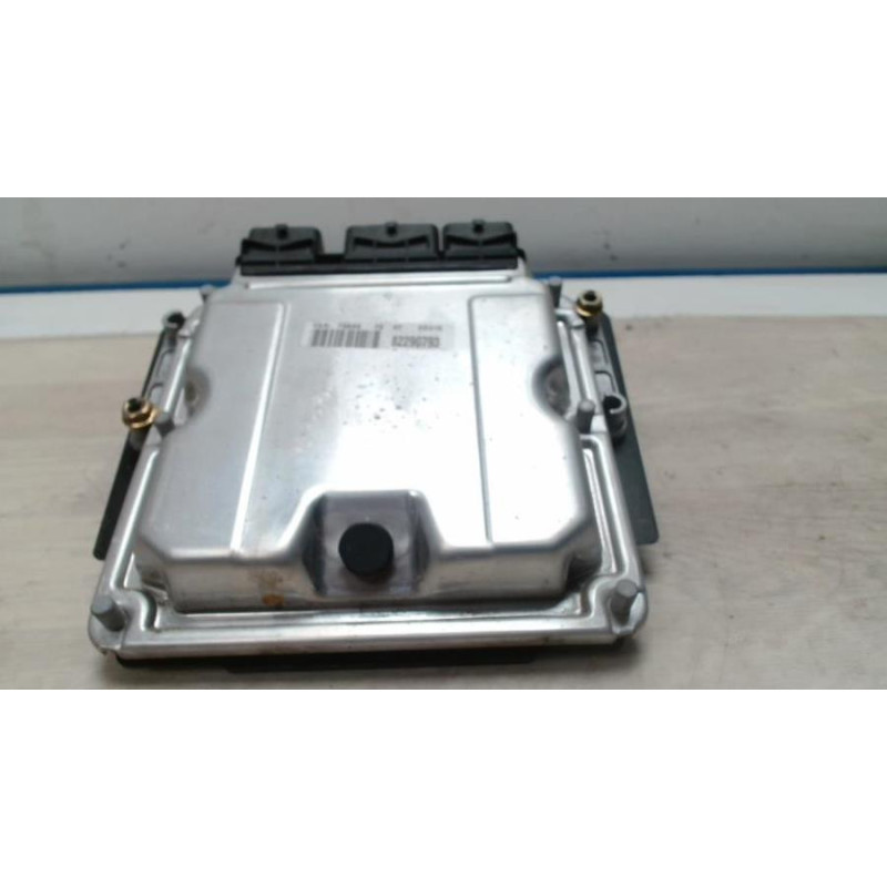 Calculateur moteur PEUGEOT 307 PHASE 1 d’occasion