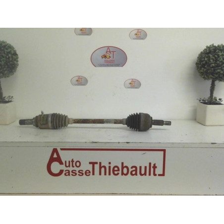 Cardan gauche (transmission) RENAULT CLIO III 1.2 16V d’occasion