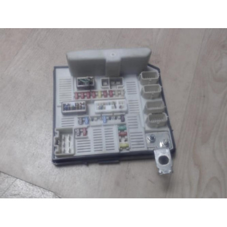 Boitier servitude moteur (BSM) RENAULT MEGANE 2 PHASE 2 d’occasion