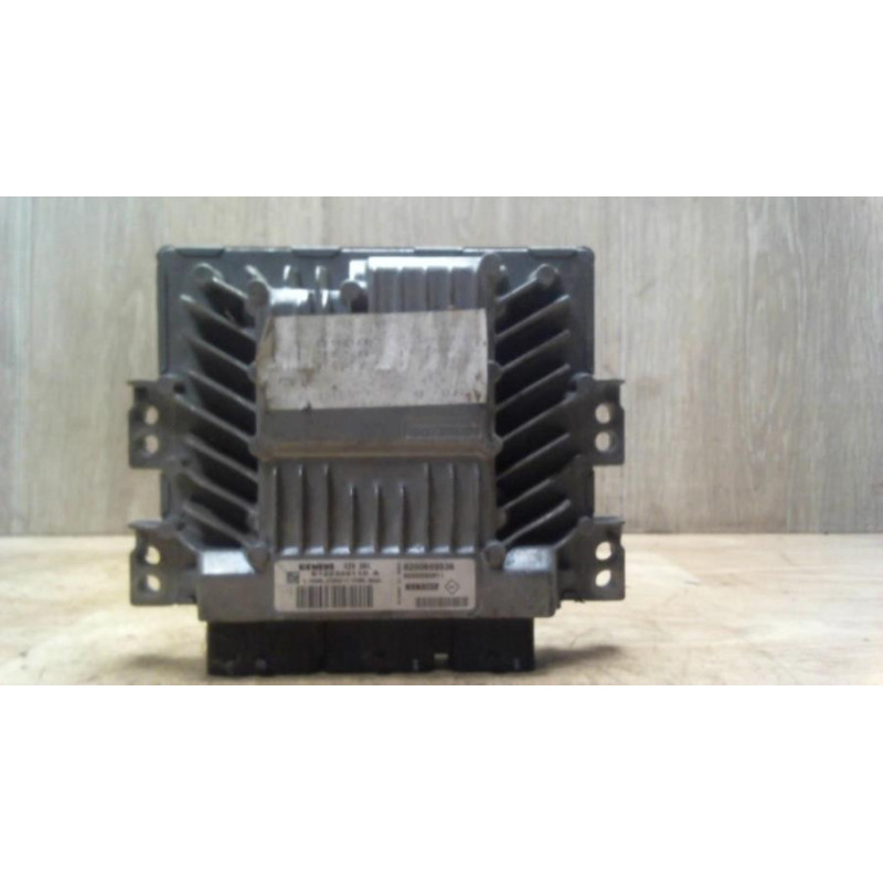 Calculateur moteur RENAULT SCENIC 2 PHASE 2 d’occasion