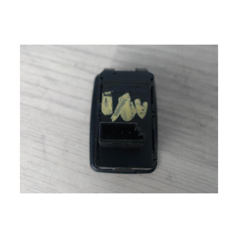 Interrupteur de leve vitre avant droit BMW SERIE 3 E91 TOURING PHASE 1 BREAK d’occasion