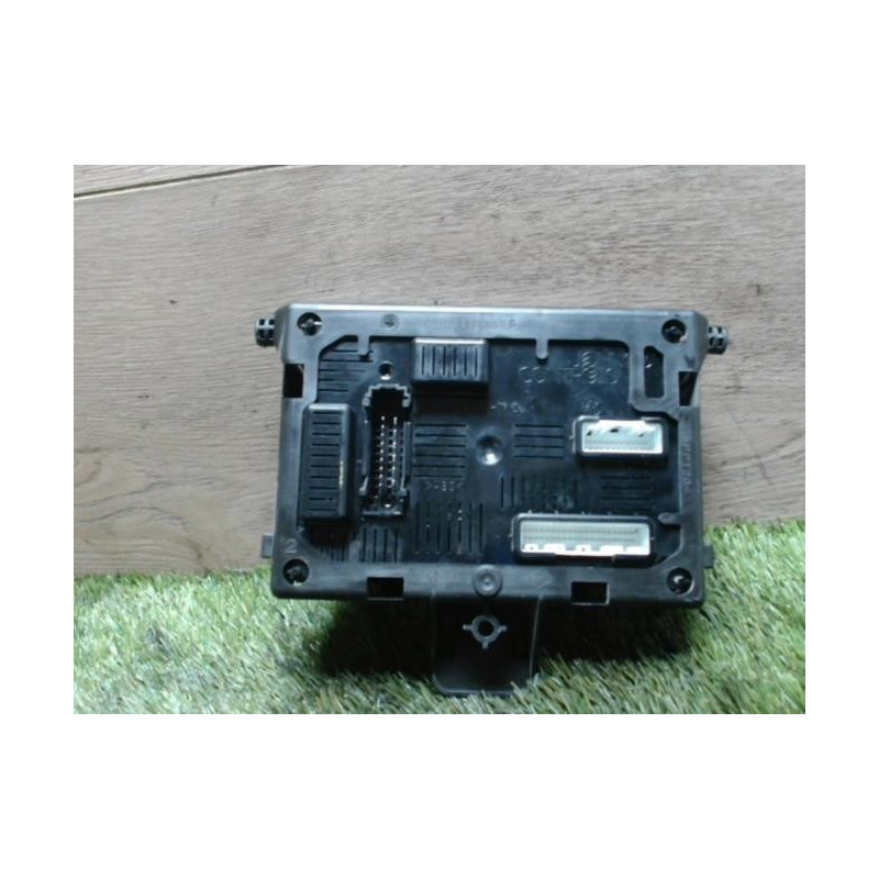 Calculateur RENAULT CLIO 3 PHASE 1 d’occasion