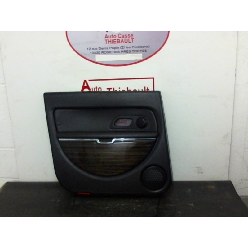 Panneau de porte arriere gauche CITROEN C6 d’occasion