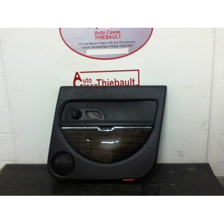 Panneau de porte arriere droit CITROEN C6 d’occasion