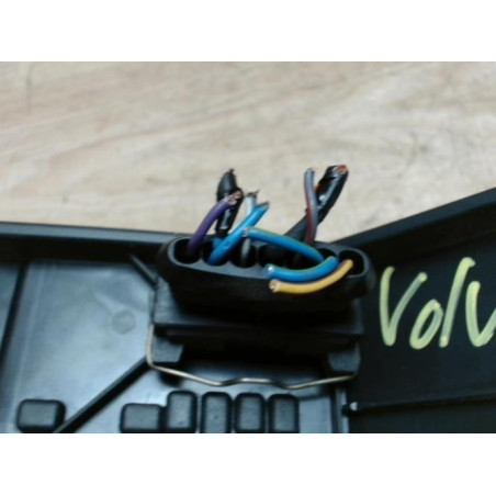 Platine feu arriere droit VOLVO C 70 1 CABRIOLET d’occasion