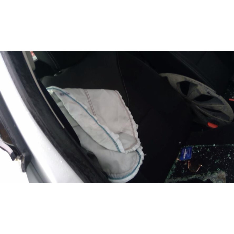 Tirant de porte avant gauche RENAULT CLIO 4 PHASE 1 d’occasion