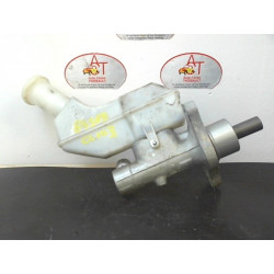 Maitre cylindre (freinage) RENAULT CLIO III 1.2 16V d’occasion