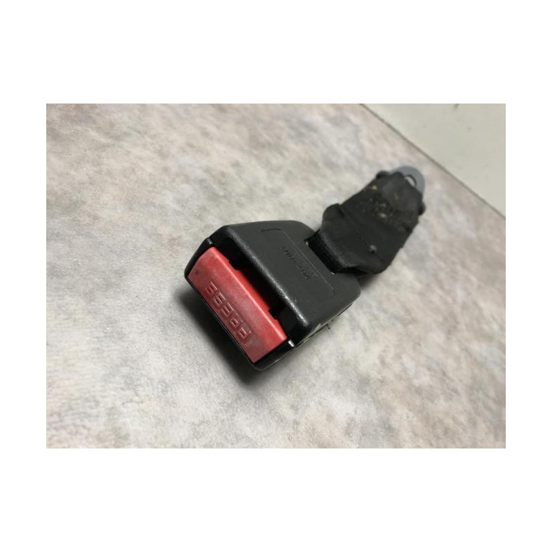 Attache ceinture arriere centrale PEUGEOT 206+ d’occasion