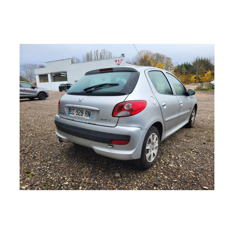 Attache ceinture arriere centrale PEUGEOT 206+ d’occasion
