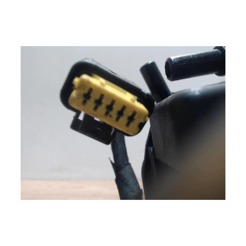 Filtre a carburant PEUGEOT 407 PHASE 1 d’occasion