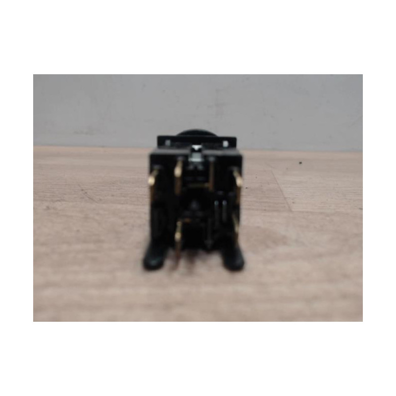 Commande degivrage lunette arriere PEUGEOT 205 PHASE 2 d’occasion