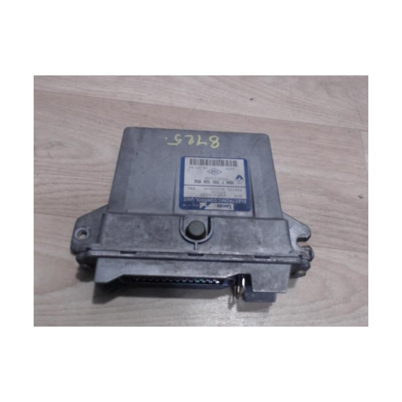 Calculateur moteur RENAULT KANGOO 1 PHASE 1 d’occasion
