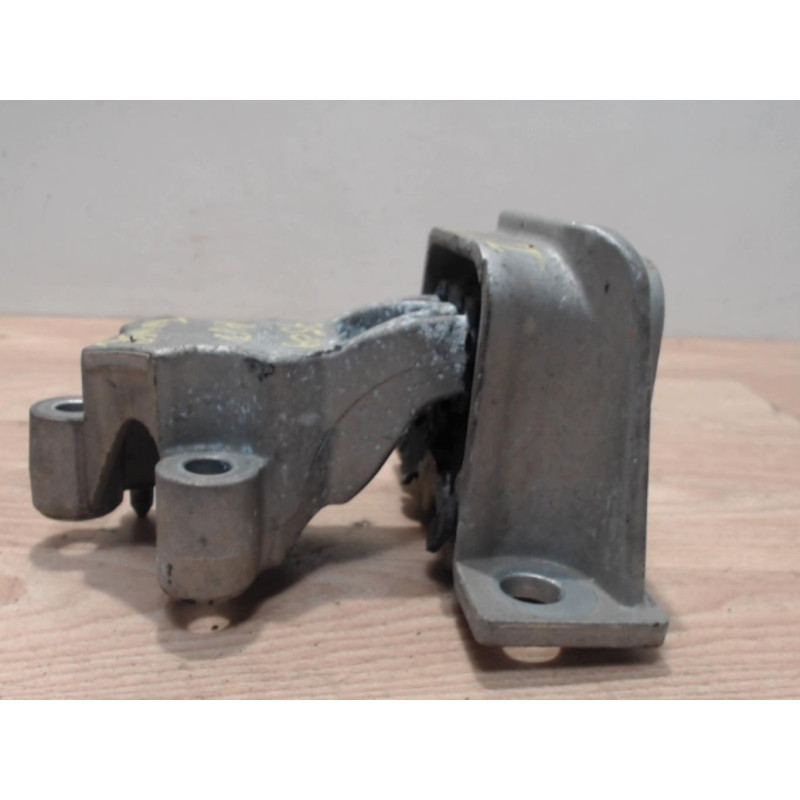 Support moteur RENAULT TWINGO 2 PHASE 1 d’occasion