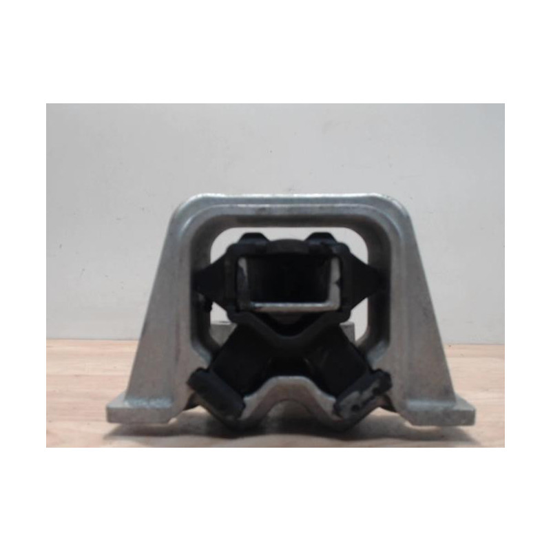 Support moteur RENAULT TWINGO 2 PHASE 1 d’occasion