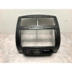 Facade autoradio TOYOTA URBAN CRUISER d’occasion