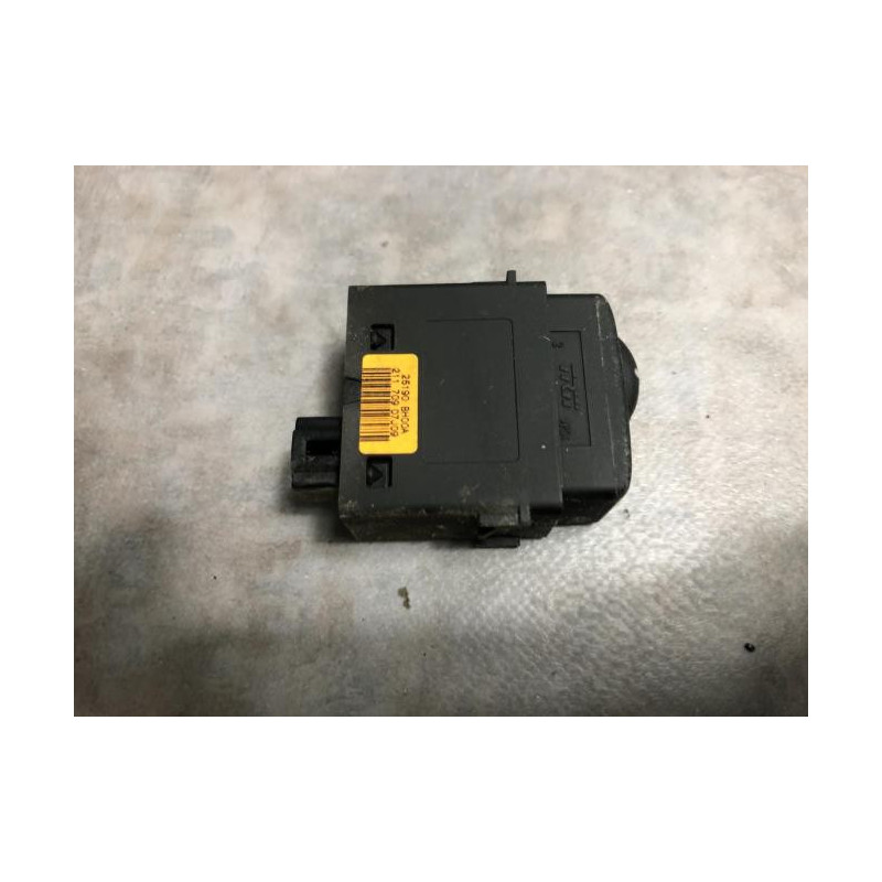 Commande de reglage hauteur de phare NISSAN NOTE 1 PHASE 2 d’occasion
