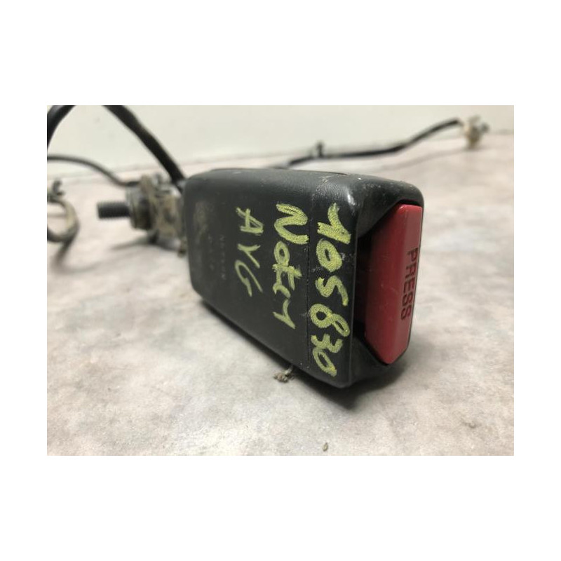 Attache ceinture avant gauche NISSAN NOTE 1 PHASE 2 d’occasion
