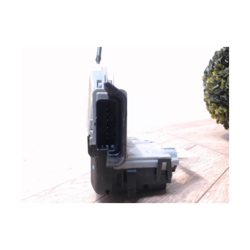 Serrure arriere gauche CITROEN C3 2 PHASE 1 d’occasion