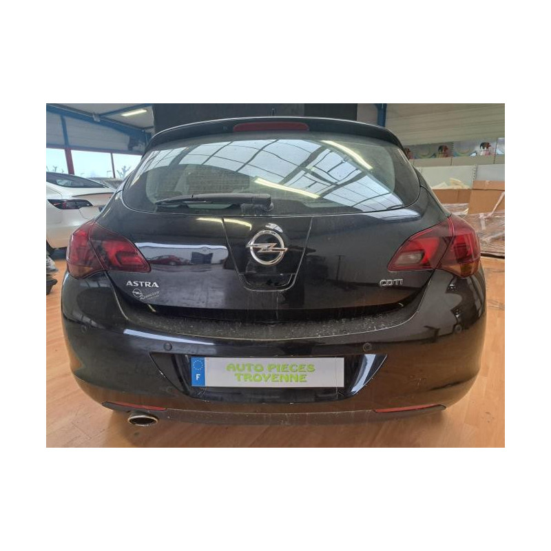 Ceinture avant gauche OPEL ASTRA J PHASE 1 d’occasion