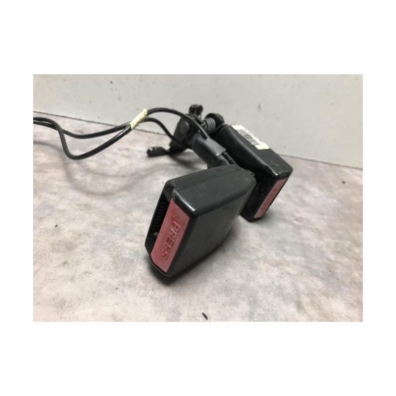 Attache ceinture arriere gauche PEUGEOT 207 PHASE 2 BREAK d’occasion