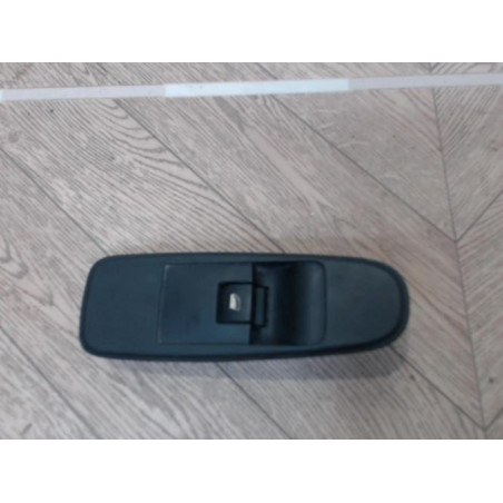 Interrupteur de leve vitre avant droit CITROEN C4 PICASSO 1 d’occasion