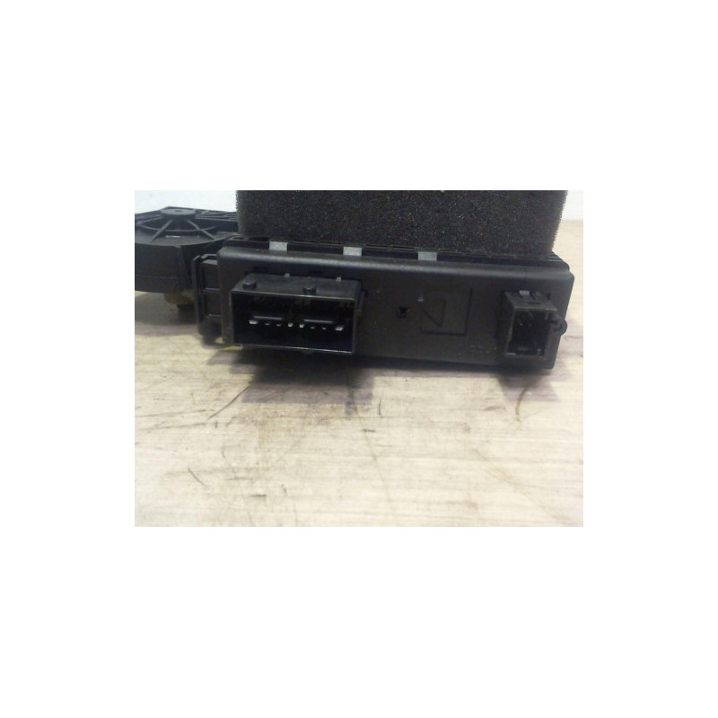 Moteur leve vitre avant droit CITROEN C4 PICASSO 1 d’occasion
