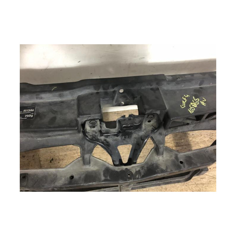 Armature avant, Masque avant VOLKSWAGEN GOLF 4 d’occasion