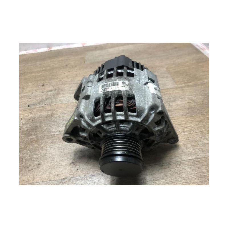 Alternateur RENAULT  d’occasion
