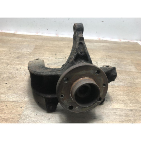 Fusee avant gauche RENAULT  d’occasion