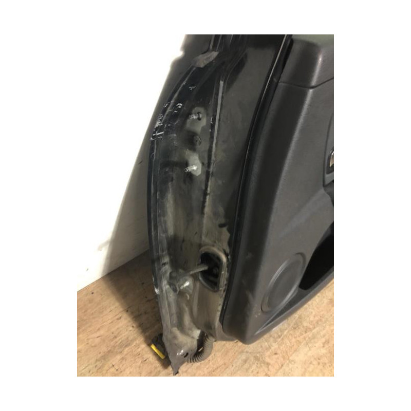 Porte arriere droit RENAULT MEGANE 3 PHASE 1 BREAK d’occasion