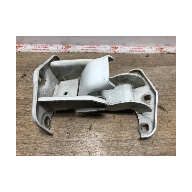 Charniere de porte de coffre gauche RENAULT TRAFIC 2 PHASE 2 d’occasion
