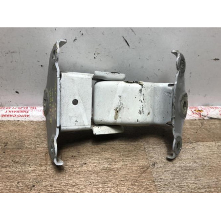 Charniere de porte de coffre gauche RENAULT TRAFIC 2 PHASE 2 d’occasion