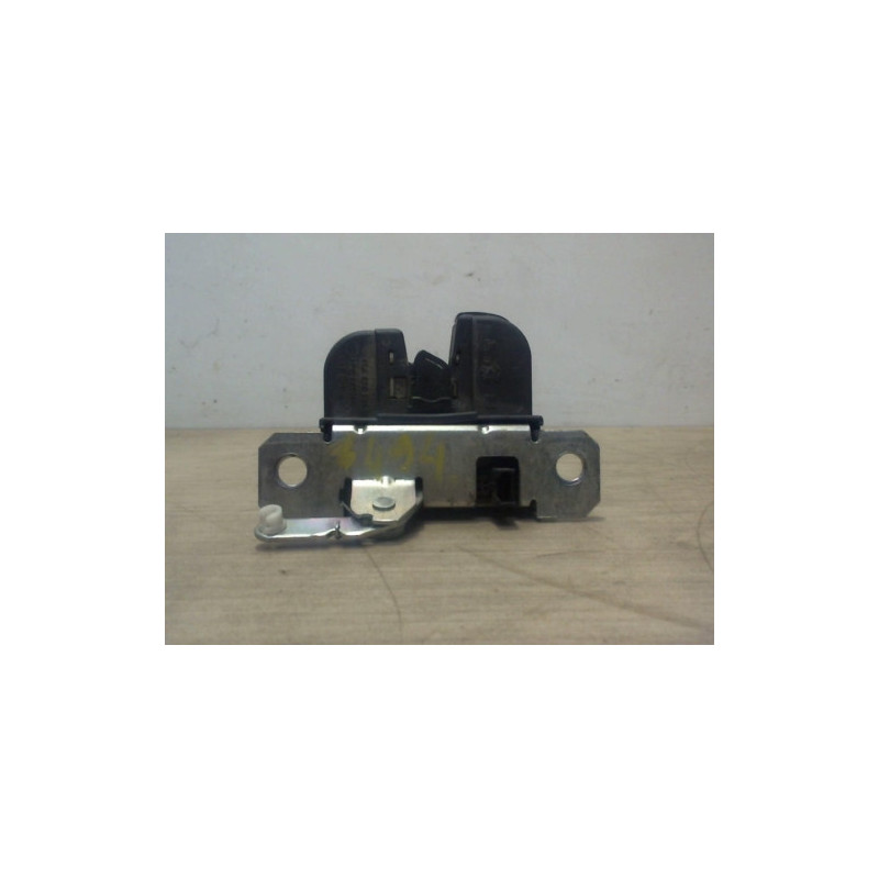 Serrure de coffre SEAT IBIZA 3 PHASE 2 d’occasion