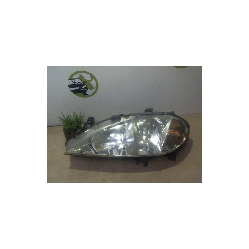 Optique avant principal gauche (feux)(phare) RENAULT MEGANE 1 PHASE 2 d’occasion