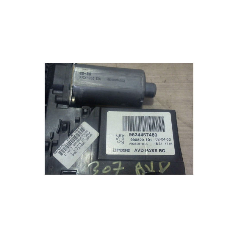 Moteur leve vitre avant droit PEUGEOT 307 PHASE 1 d’occasion