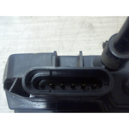 Serrure arriere droit RENAULT SCENIC 2 PHASE 1 d’occasion