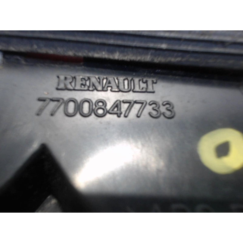 Feu arriere stop central RENAULT CLIO 1 PHASE 2 d’occasion
