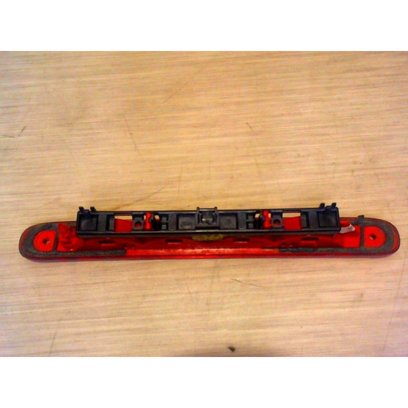 Feu arriere stop central PEUGEOT 107 PHASE 2 d’occasion