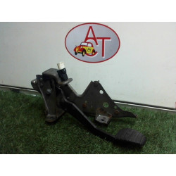 Pedalier de frein RENAULT CLIO III PHASE 1 d’occasion