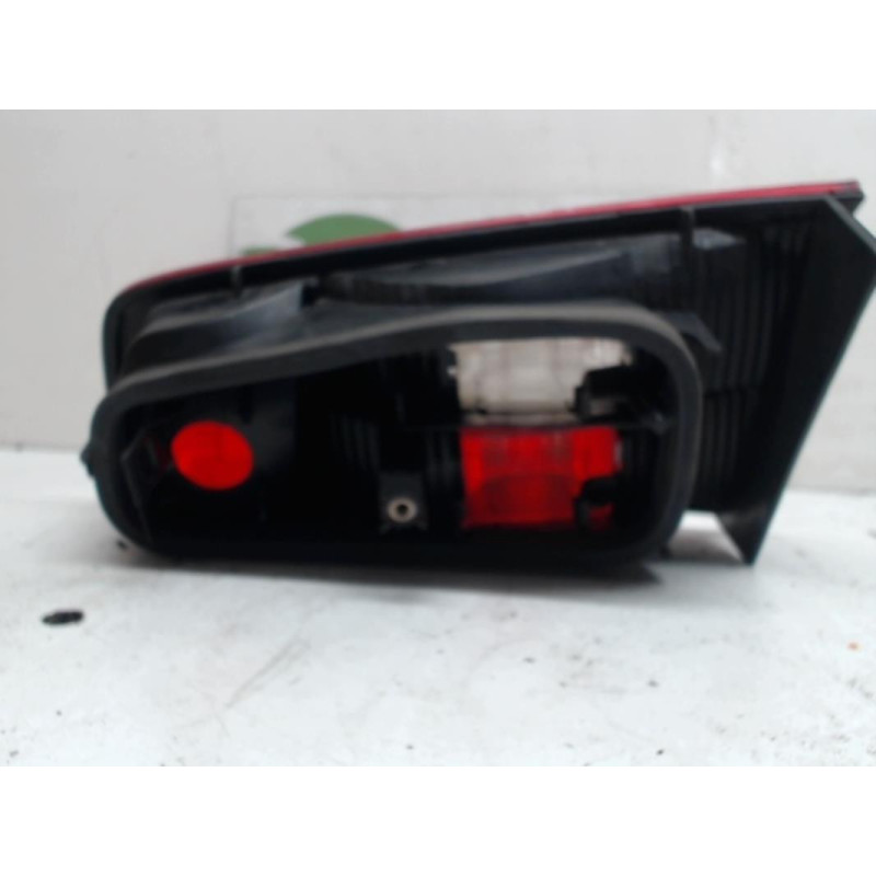 Feu arriere secondaire gauche (feux) RENAULT LAGUNA 2 PHASE 1 d’occasion