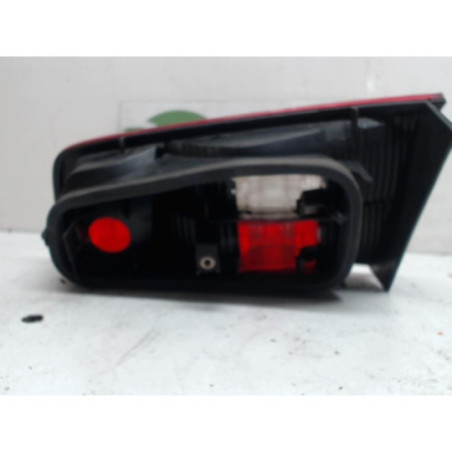 Feu arriere secondaire gauche (feux) RENAULT LAGUNA 2 PHASE 1 d’occasion