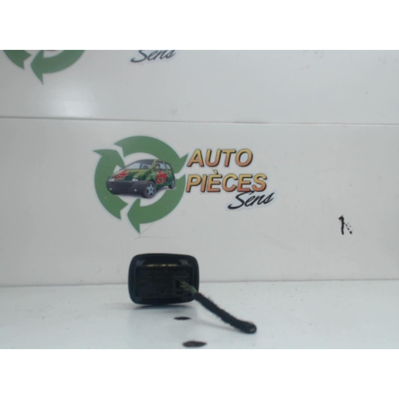 Interrupteur de leve vitre arriere droit PEUGEOT 207 PHASE 1 d’occasion