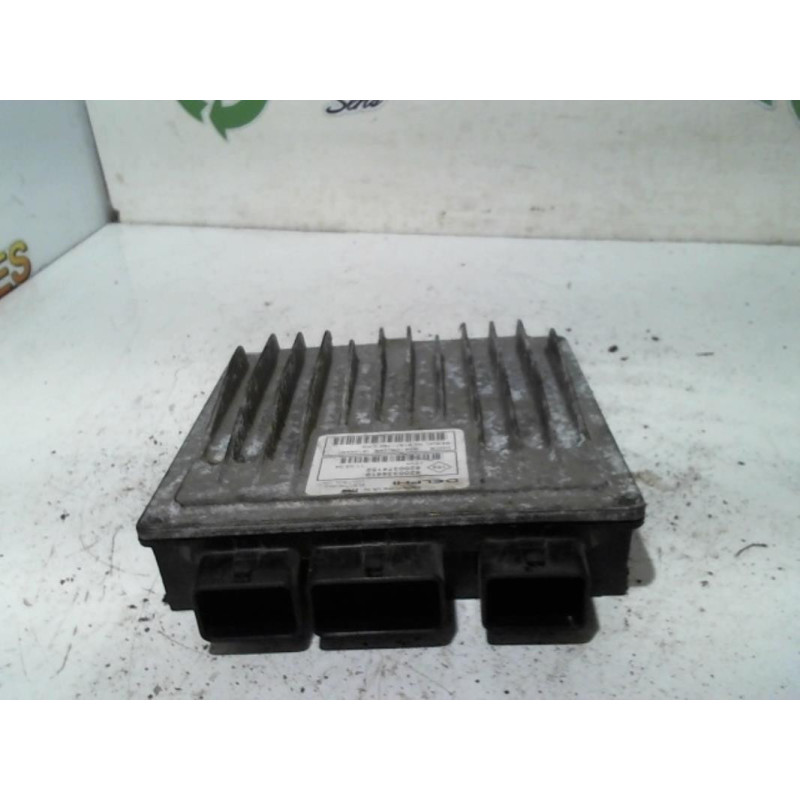 Calculateur moteur RENAULT SCENIC 2 PHASE 1 d’occasion